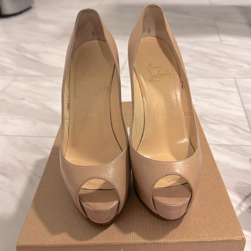 Christian Louboutin Nude Peep-Toe Patent Leather Pumps